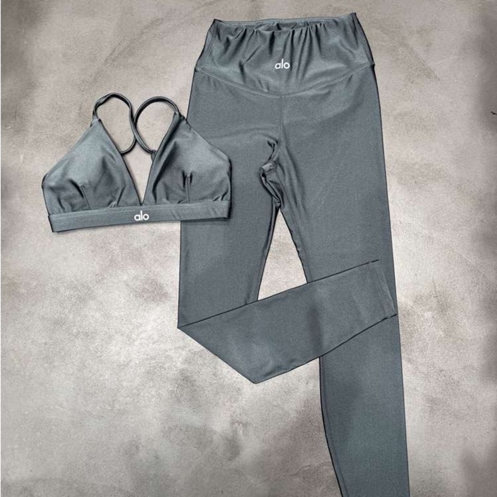 ALO Yoga Gray Leggings
